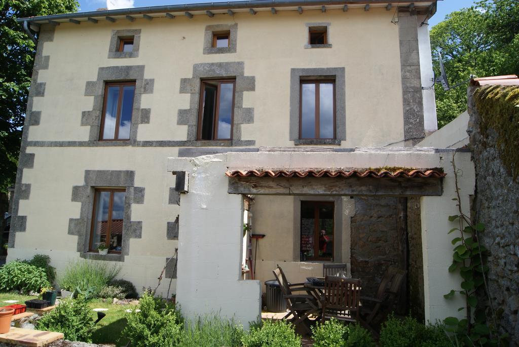 38 Friaudour Bed and Breakfast Saint-Pardoux-lʼOrtigier Εξωτερικό φωτογραφία